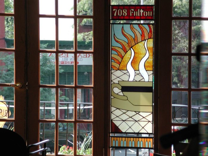 coffee_in_mirror_02-1