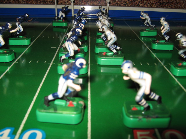 TEMPLATE tudor electric football 650 dal la teams 1 1972 EX