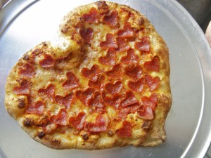 20110210-a-heartaroni-pizza-primary-thumb-500x375-139595