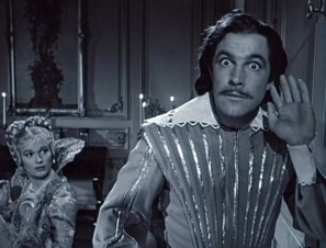 hethinkshehearsafootstep_singinintherain