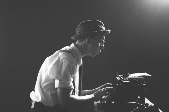 vintage-writer-at-old-typewriter